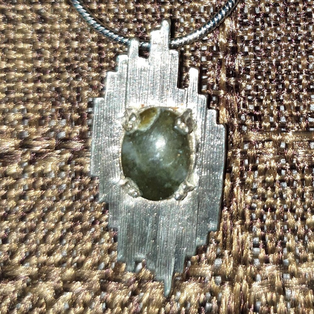 Unusual Vintage Stonehenge Preseli Bluestone 925 Silver Shield Pendant Necklace